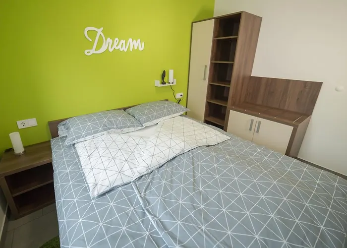 Apartma Mariposa * Banovci